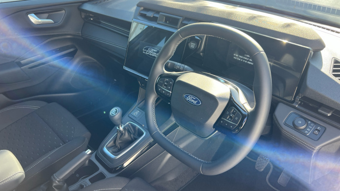 Ford Puma 1.0 EcoBoost Hybrid mHEV Titanium 5dr Petrol Hatchback - Image 11